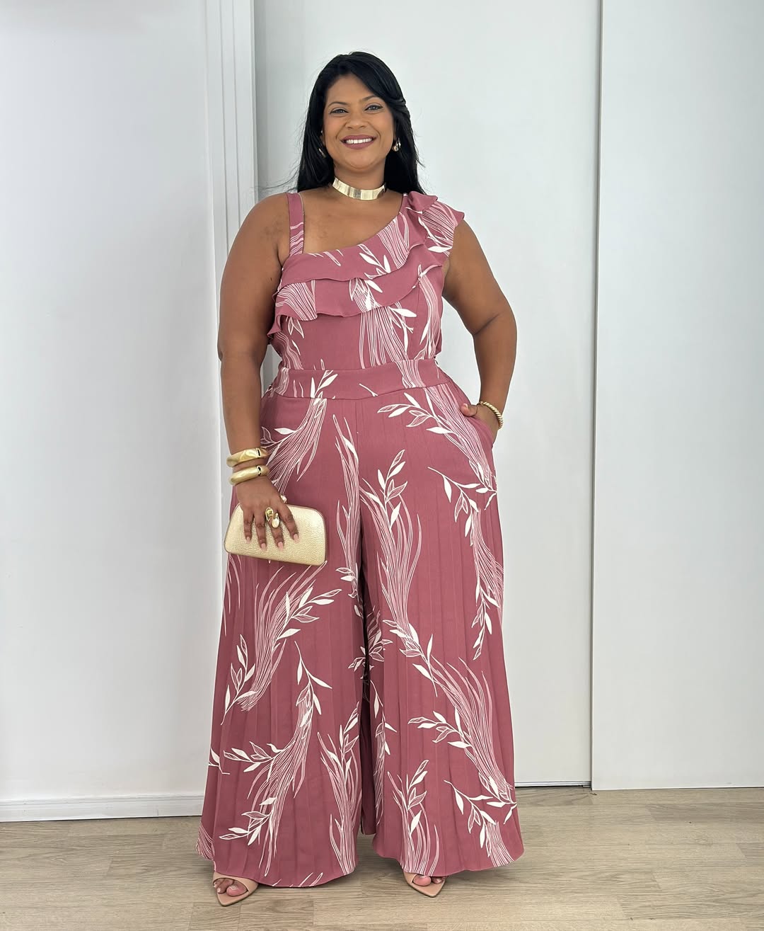 MACACÃO VIVI PLUS SIZE