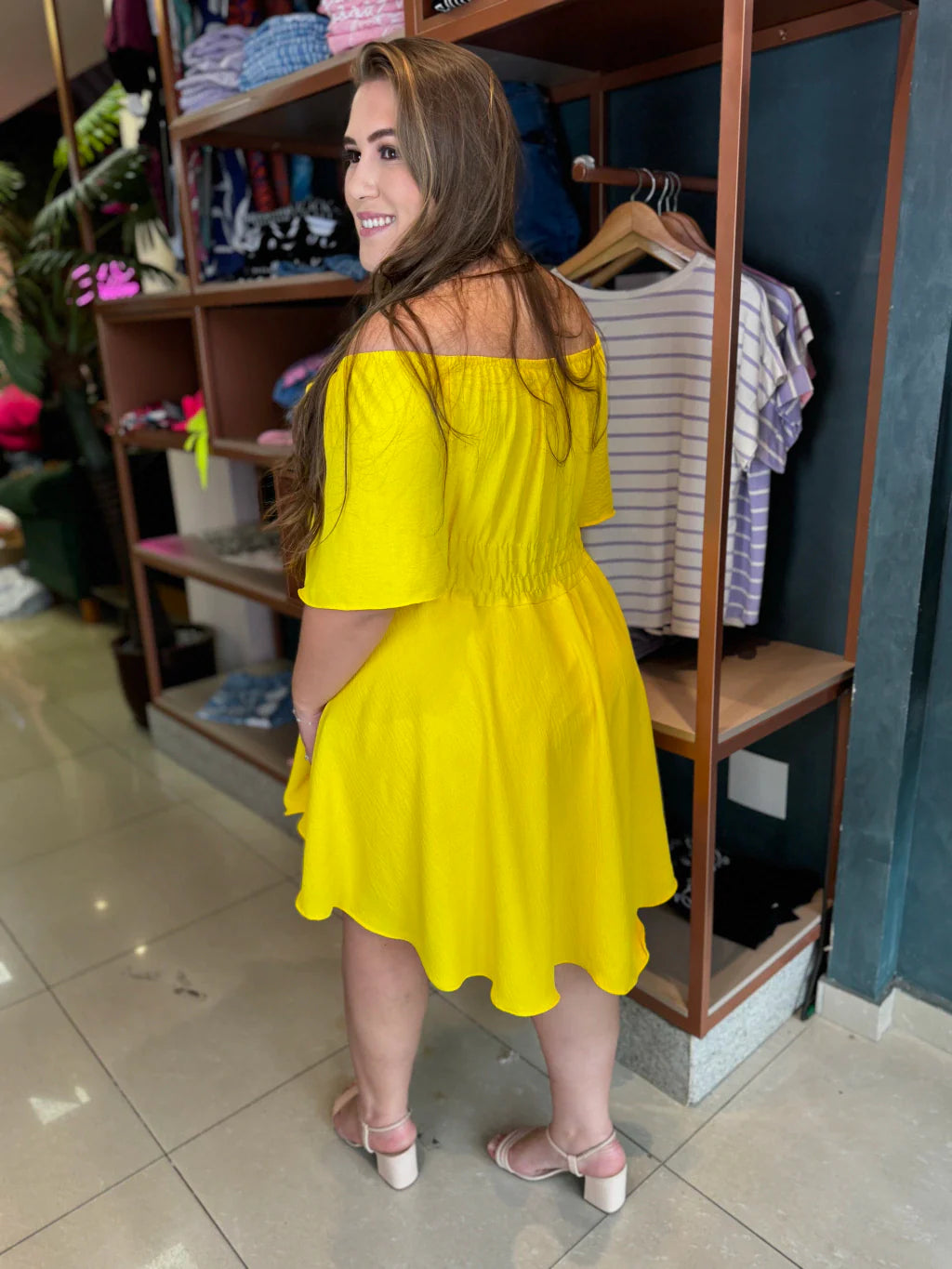Vestido Macaquinho Plus Size Melissa