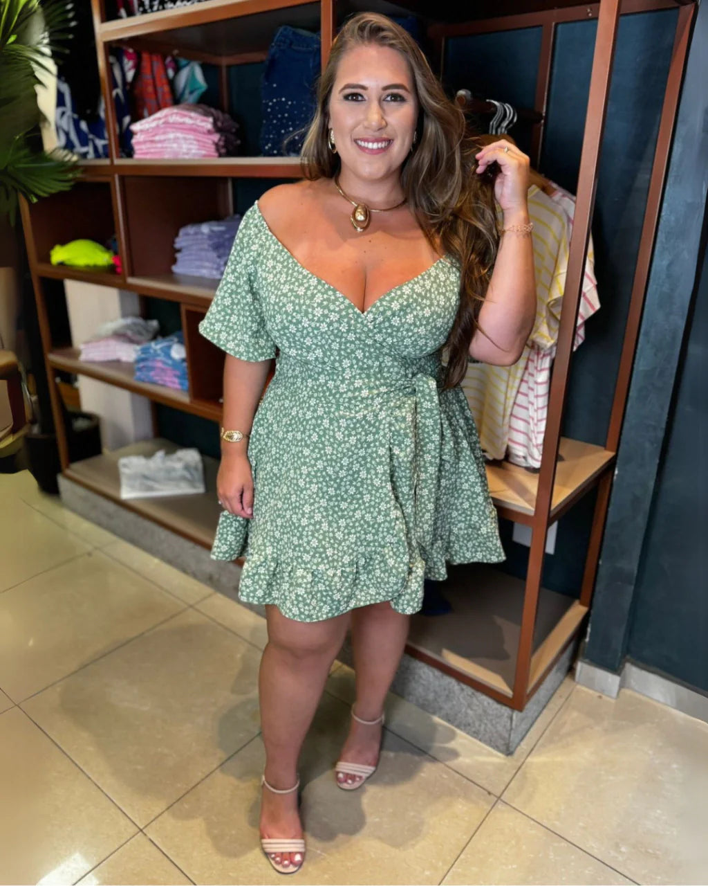 Vestido Macaquinho Plus Size Marilha