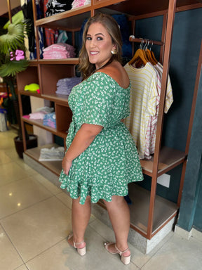 Vestido Macaquinho Plus Size Marilha