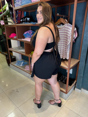 Macaquinho Plus Size Cristiana
